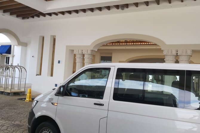 Private transportation CUN Airport-Puerto Juarez & Playa Mujeres - Who This Transfer Fits Best (and Who Might Think Twice)