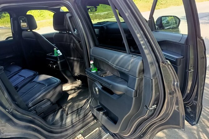 Private Transportation Deluxe Van - Meet Your Driver Fast at Cancun International Airport