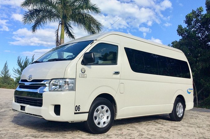 Private transportation from Cancun airport to Hotel Zone - Private Transfer Comfort: What You Gain vs Shared Rides