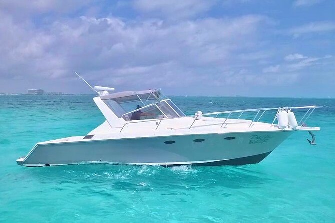 Private Yacht Cancun 42ft up to 8 people - Private 42ft Yacht Cancun: The Simple Luxury of Small-Group Time