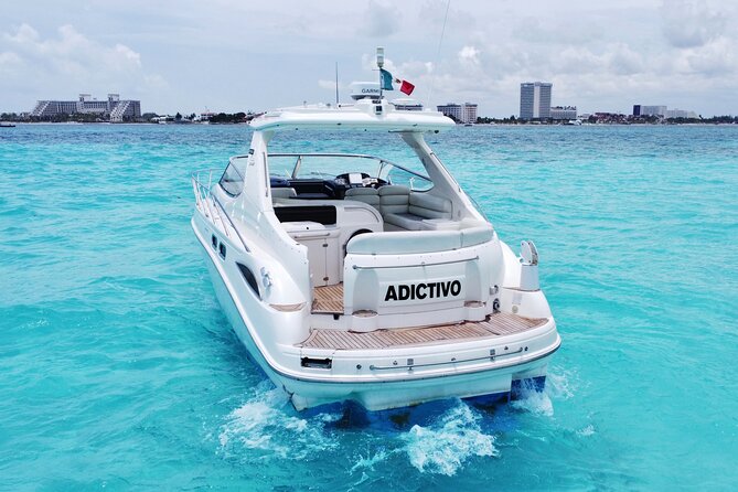 Private Yacht Rental in Cancun - What a private Cancun yacht day really feels like