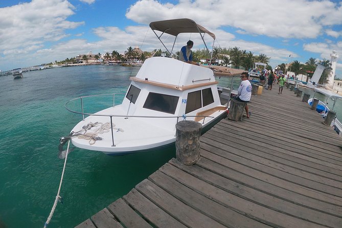 Reef Snorkel In National Park In Puerto Morelos With Lunch And Transportation - After the boat: beach-club meal, artesanías time, and how the food fits in