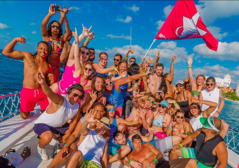 Rockstar Boat Party Cancun - Booze Cruise Cancun (18+) - Turquoise Water Time: Inflatables Only on Day Parties