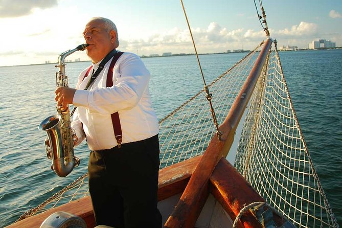 Romantic Dinner on a Spanish Galeon in Cancun - A Spanish galleon dinner cruise vibe in Cancun