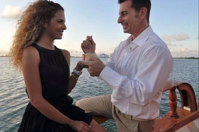 Romantic Experience Sunset Dinner Columbus in Cancun (2x1 price) - Dinner and Drinks: What You Really Get on the Menu