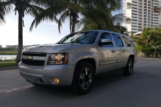 Roundtrip Private AC Airport Transfer to Tulum - Cancun airport meet-and-greet: what the banner system means for you