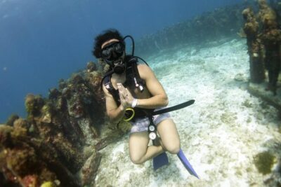 Scuba diving at MUSA the underwater museum for certified divers - Two-tank flow: how your 5 hours tend to work