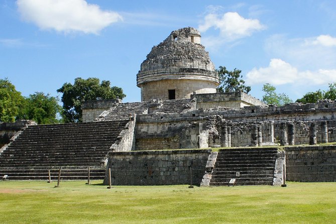 Semi-Private Chichen Itza, Cenote Ik Kil and Valladolid Tour - Valladolid: A Short Colonial Stroll, Not a Full Day Trip