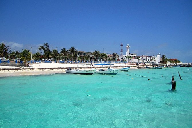 Snorkel in the second largest reef in the world Colorful tour in Puerto Morelos - Guides, crew, and onboard roles: who you might meet