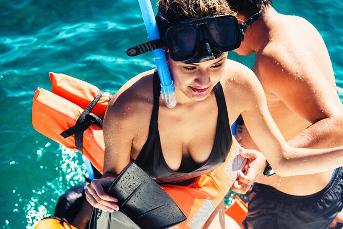 The Best Catamaran tour to Isla Mujeres with Open Bar and Lunch - Isla Mujeres Lunch at the Beach Club: Facilities You’ll Actually Use
