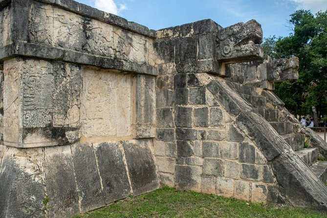 The best tour in Chichén Itzá, Valladolid and Cenote - Chichén Itzá Morning: The Big Ruins Stop, Explained