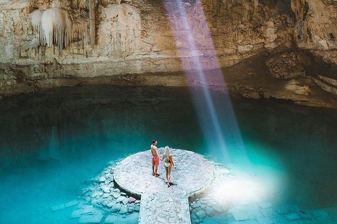 Tour VIP to Chichén Itzá, Valladolid and a Real Mayan Cenote from Cancun - Valladolid in 45 minutes: the best kind of quick stop