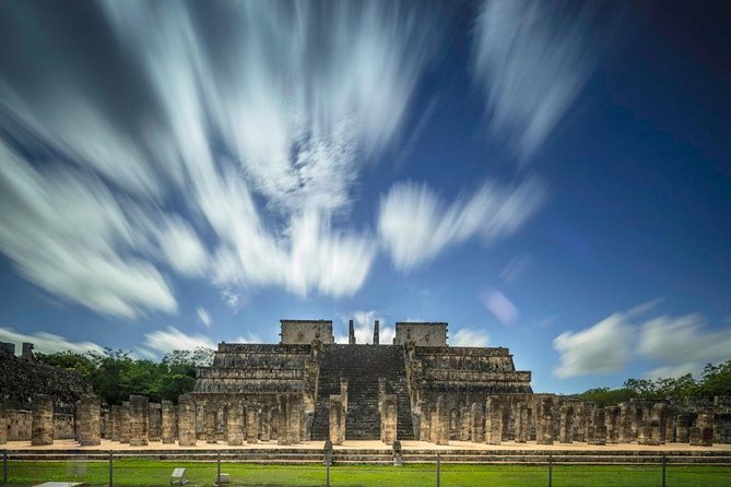 Tour VIP to Chichén Itzá, Valladolid and a Real Mayan Cenote from Cancun - Lunch buffet and what to bring so you’re not stressed