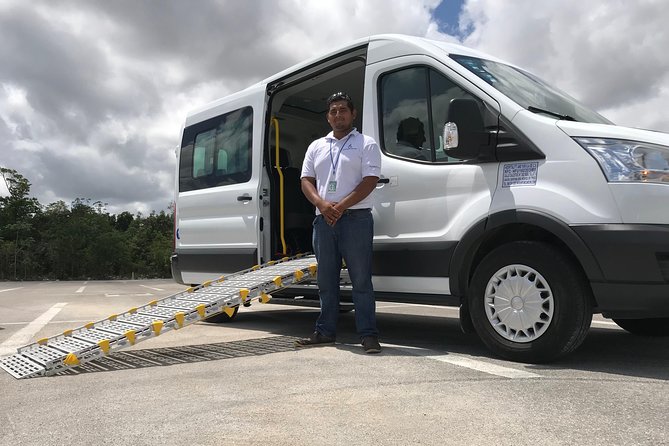 Transporte Aeropuerto a Hotel en Cancún, privado ida y vuelta - Cancún Airport Pickup That Matches Your Flight Timing