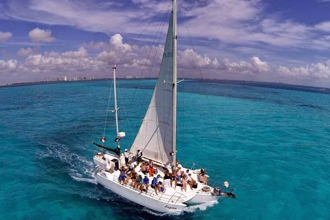 Trimaran La Lupita,Sail Away to Isla Mujeres from Cancun - What could lower your enjoyment (and how to avoid it)
