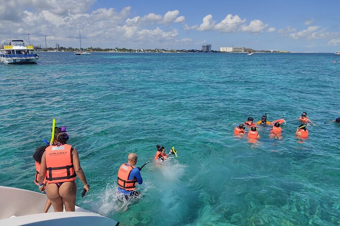 Trip to Isla Mujeres - Catamaran Unlimited Adventure from Playa del Carmen - The Beach Club Stop: Lunch, Pool Time, and Real Break Comfort