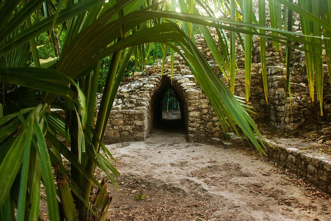 Tulum, Coba & Cenote All-Inclusive Tour - Stop 1: Tulum Ruins With a Guided Walk and Hot-Sun Planning
