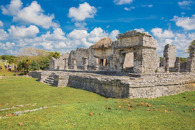 Tulum & Dolphin Connection from Cancun - Tulum ruins with Caribbean views: what to expect on the ground