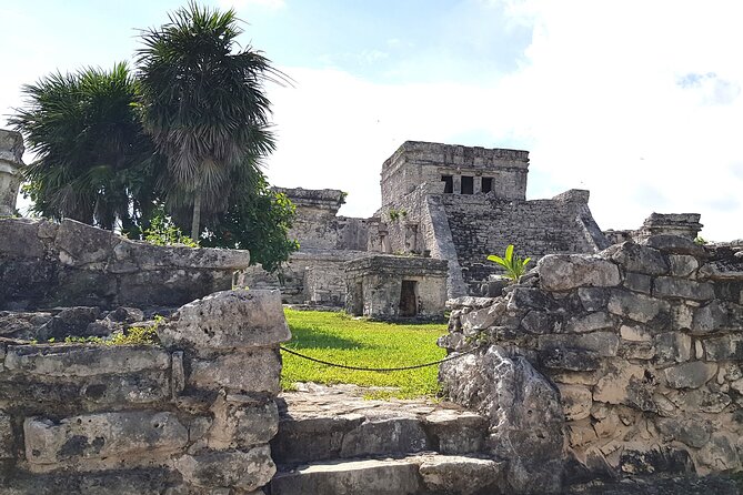 Tulum Express from Cancun and Riviera Maya - Puerto Aventuras: dolphin swim as an optional add-on