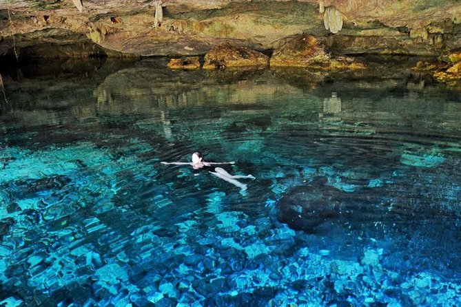 Tulum Mayan Ruins Express - Those Sea Walls: Where the Views Become Part of the Story