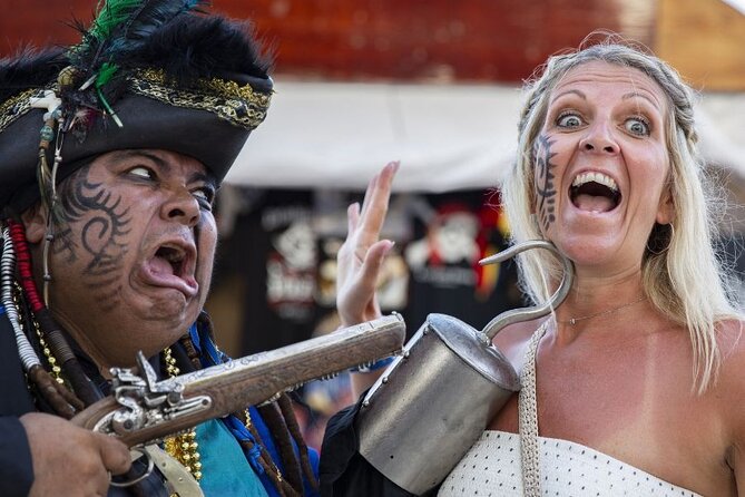 Unforgettable Pirate Dinner Adventure in the Mexican Caribbean - Picking Your Dinner: Chicken, Beef, Surf/Turf, Lobster, or Vegetarian