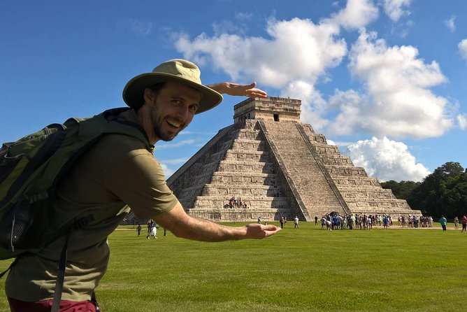 VIP tour to Chichen Itza, Hubiku & Ik Kil. Lunch and transport - Ik Kil cenote: vest provided, then lunch