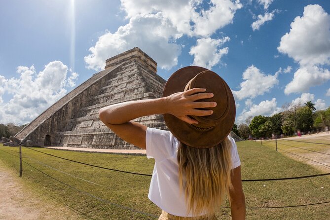 Visit Chichén Itzá and discover a real Cenote and Valladolid. Transport included - Crowds, language flow, and the “tour energy” factor