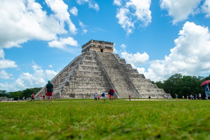 Visit Chichén Itzá from Cancun or Riviera Maya; Lunch and Cenote - What You’re Really Buying for $35 From Cancun