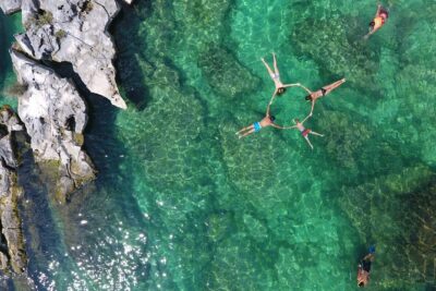 Visit Tulum Ruins, Yalku lagoon & cenote - Stop 1: Tulum Archaeological Site Over the White Sand Coast