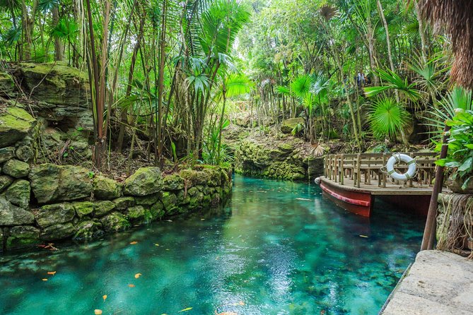Xcaret Aquatic Theme Park Private 12 hrs Trip from Cancun by van - Who Should Book This Private Xcaret Aquatic Trip?