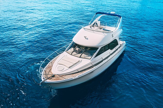 Yacht Meridian 40FT Best Private Rental in Cancun - Included Drinks and the Cooler Situation